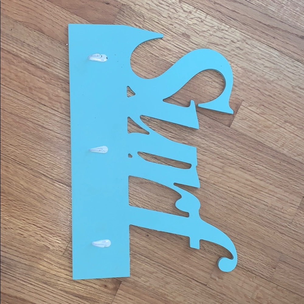 Cute surf lettering rack!